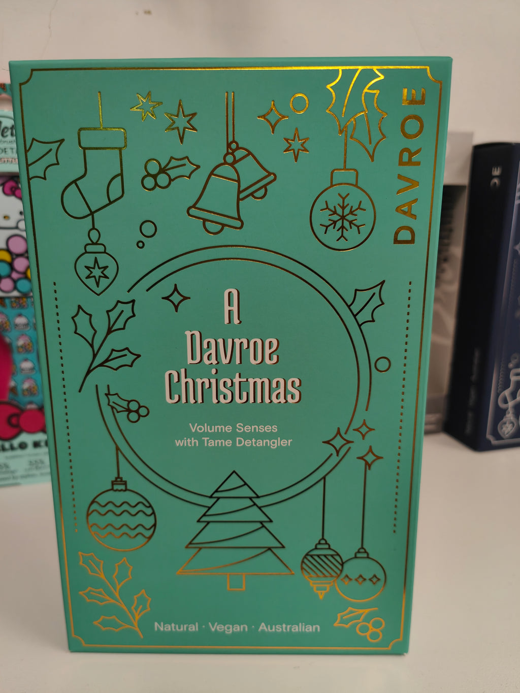 Davroe Volume senses Christmas trio
