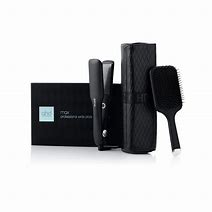 GHD MAX PROFESSIONAL WIDE PLATE STYLER GIFT SET